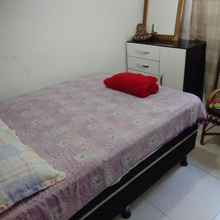 Quarto Casal Em Casa Familiar Apartment ฟลอเรียนอโปลิส ภายนอก รูปภาพ