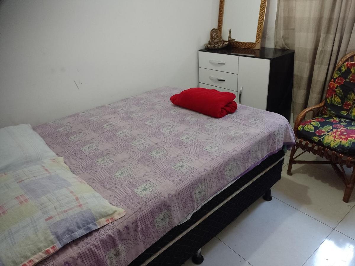 Quarto Casal Em Casa Familiar Apartment ฟลอเรียนอโปลิส ภายนอก รูปภาพ